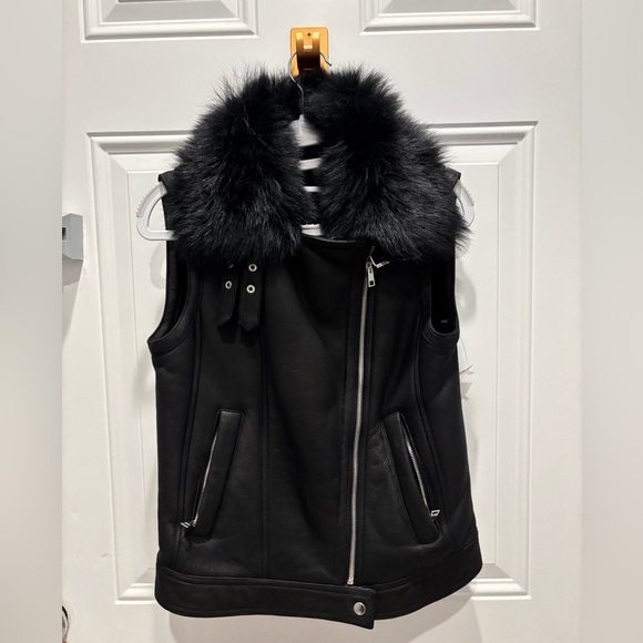 Theory lamb leather and fur black vest size small - Picture 1 of 8